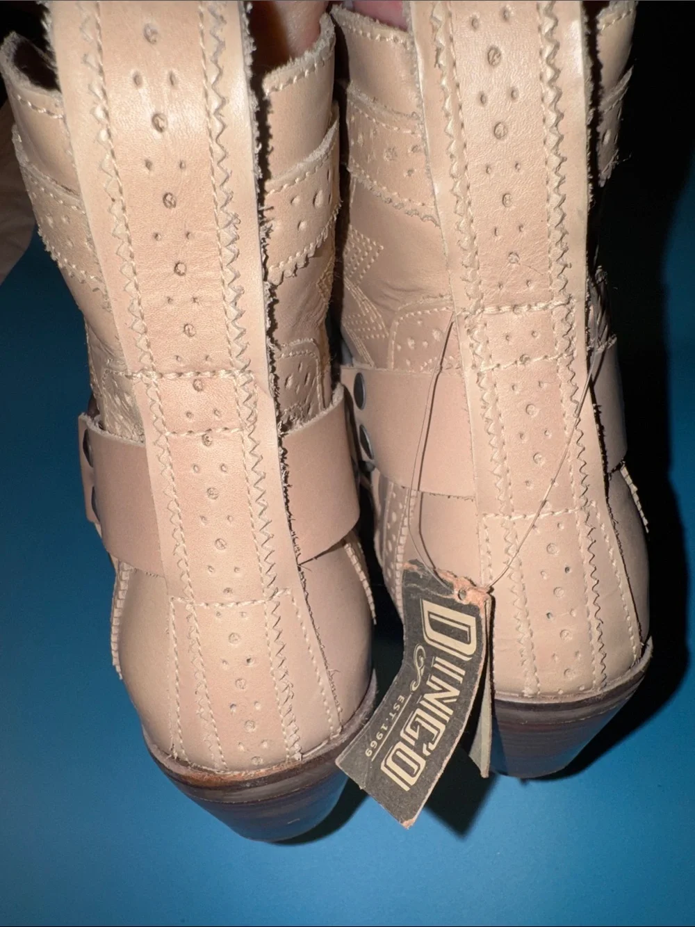 Dingo Beige Western Harness Ankle Boots Sz 9 NWTGS